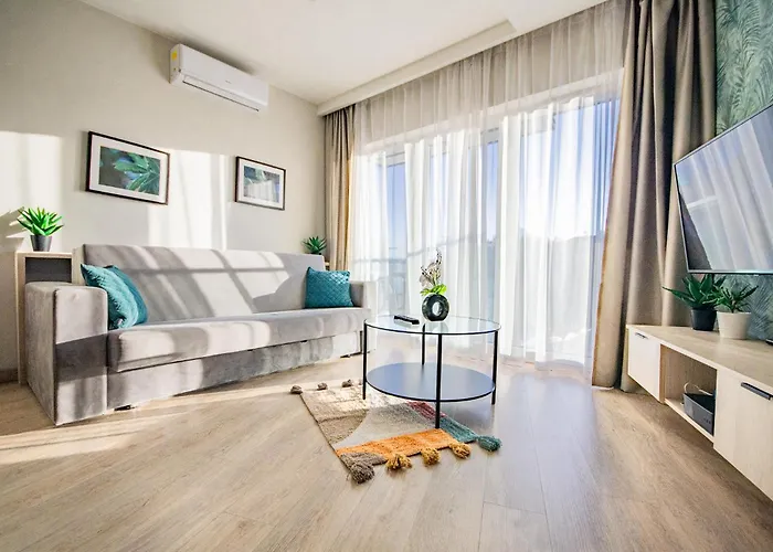 Inpoint Apartments G11 Near Old Town & Kazimierz District & Optional Paid Parking